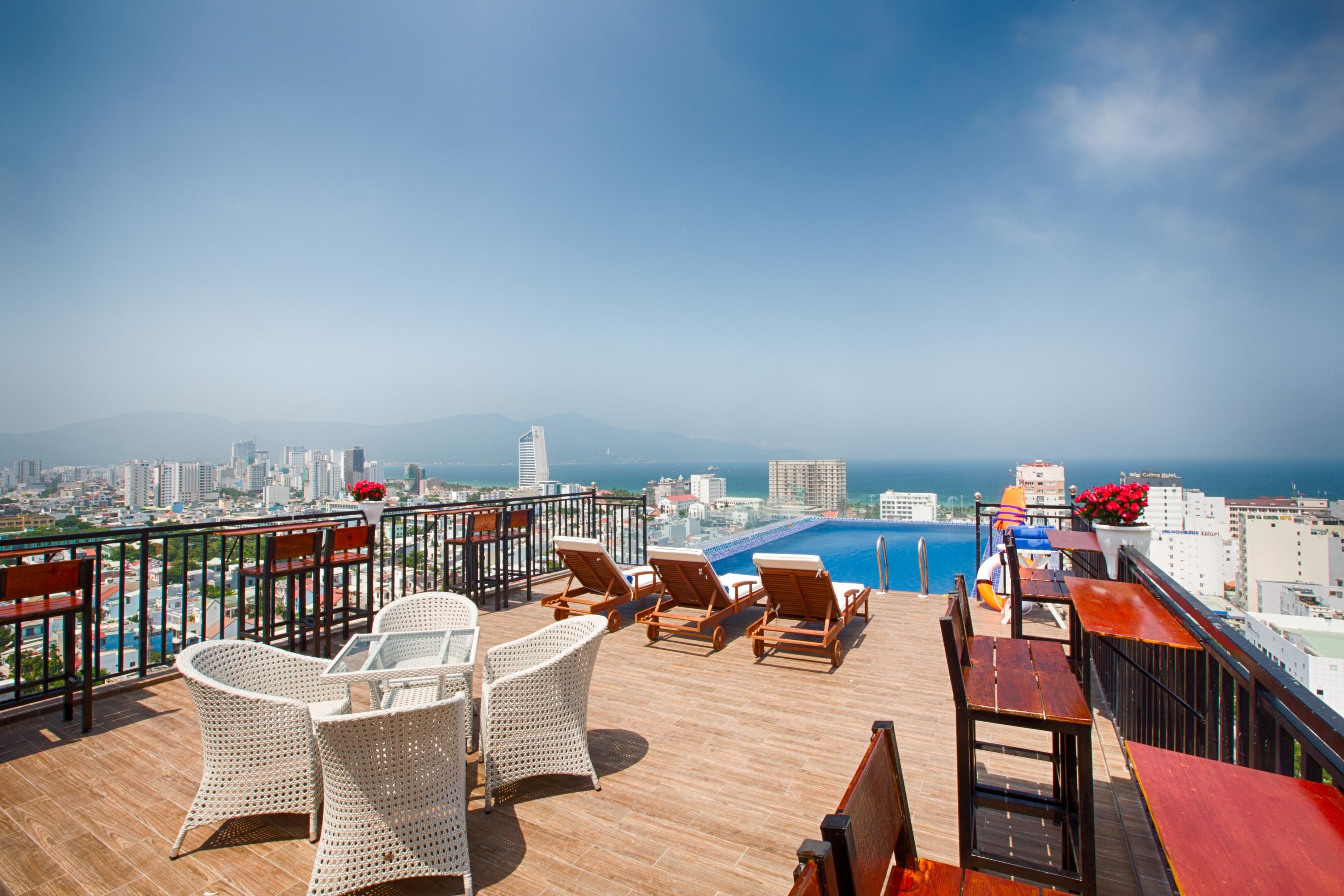 Fivitel King Hotel Da Nang Exterior photo