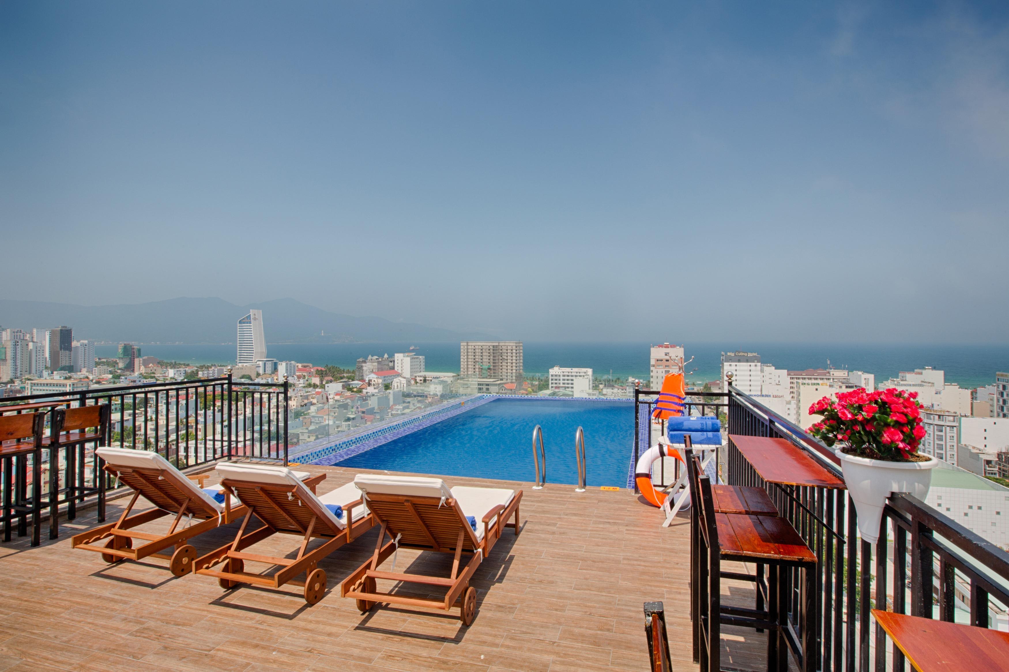 Fivitel King Hotel Da Nang Exterior photo