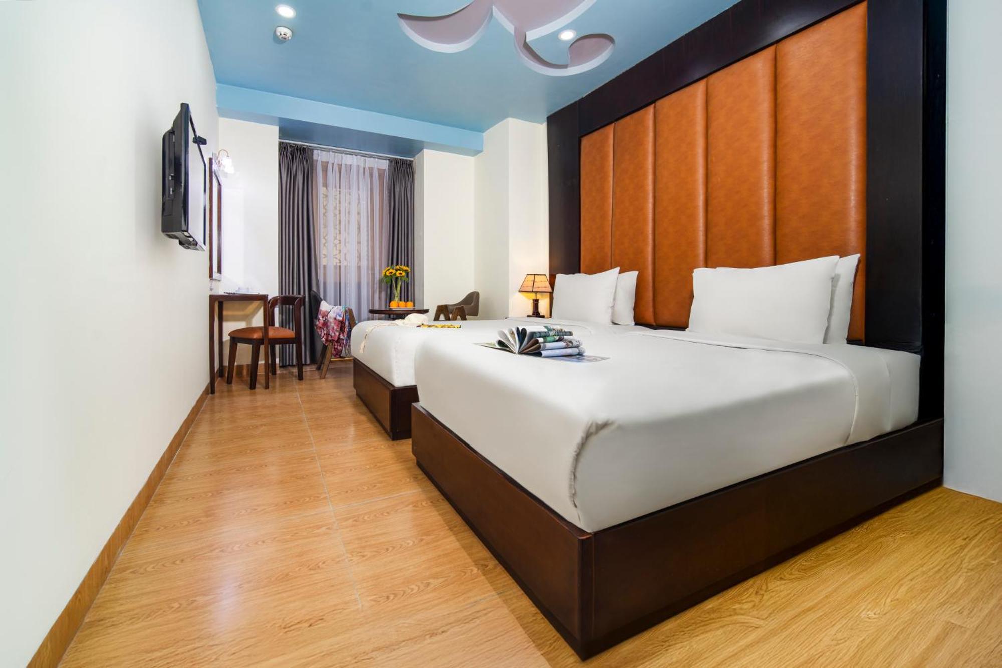 Fivitel King Hotel Da Nang Exterior photo
